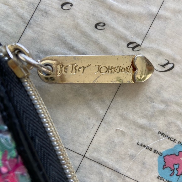 Betsey Johnson Sequined Rose Wallet π€πΉ - Picture 9 of 11